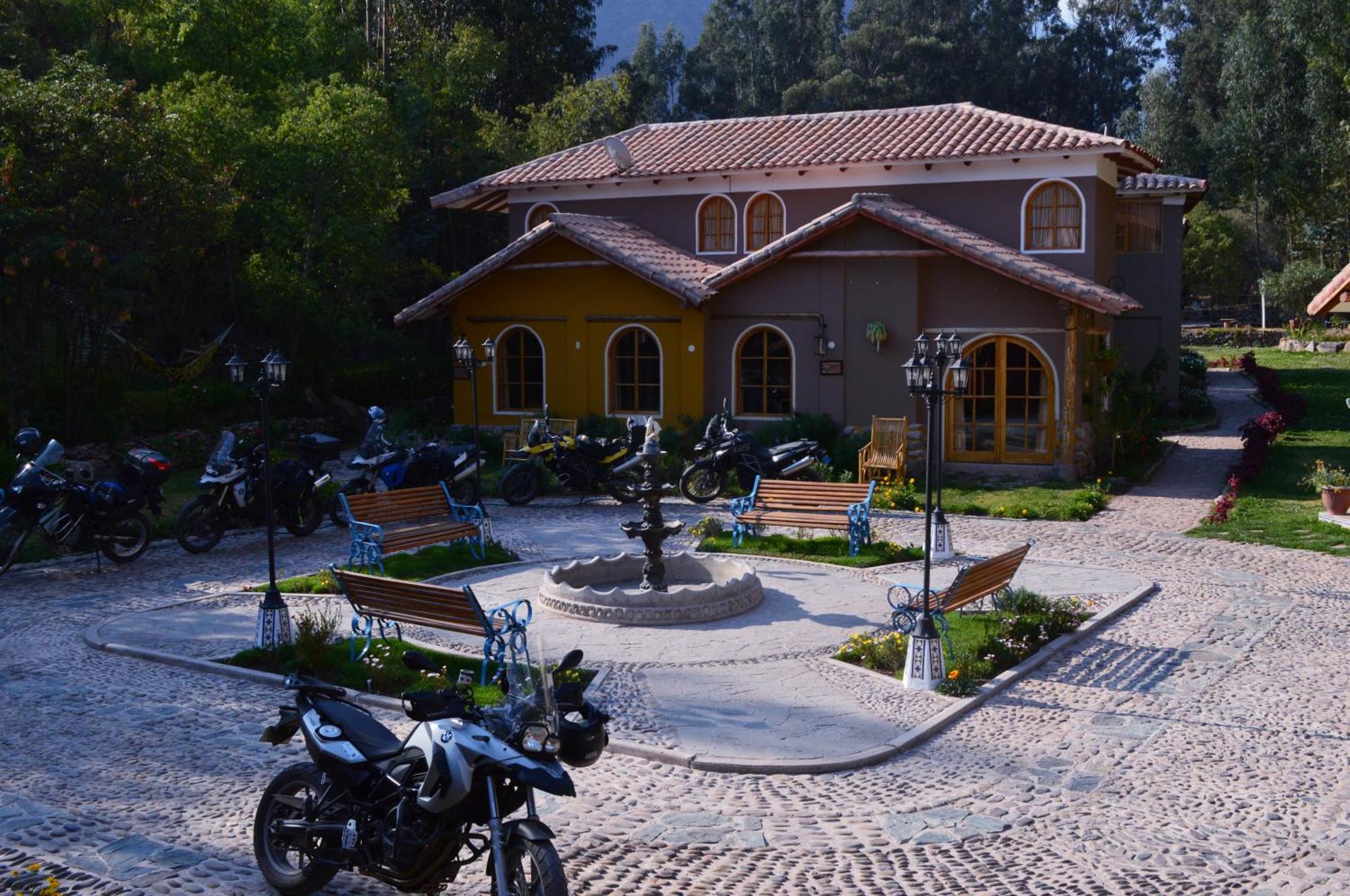 Hotel Pisonay Pueblo Urubamba Dış mekan fotoğraf